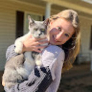 Meet your Posher, Lily